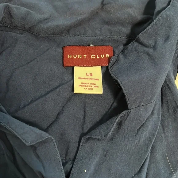 Hunt Club Large Button-Down - Picture 2 of 2